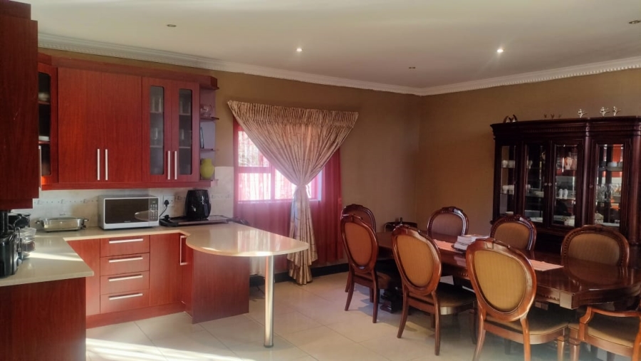 5 Bedroom Property for Sale in Universitas Free State